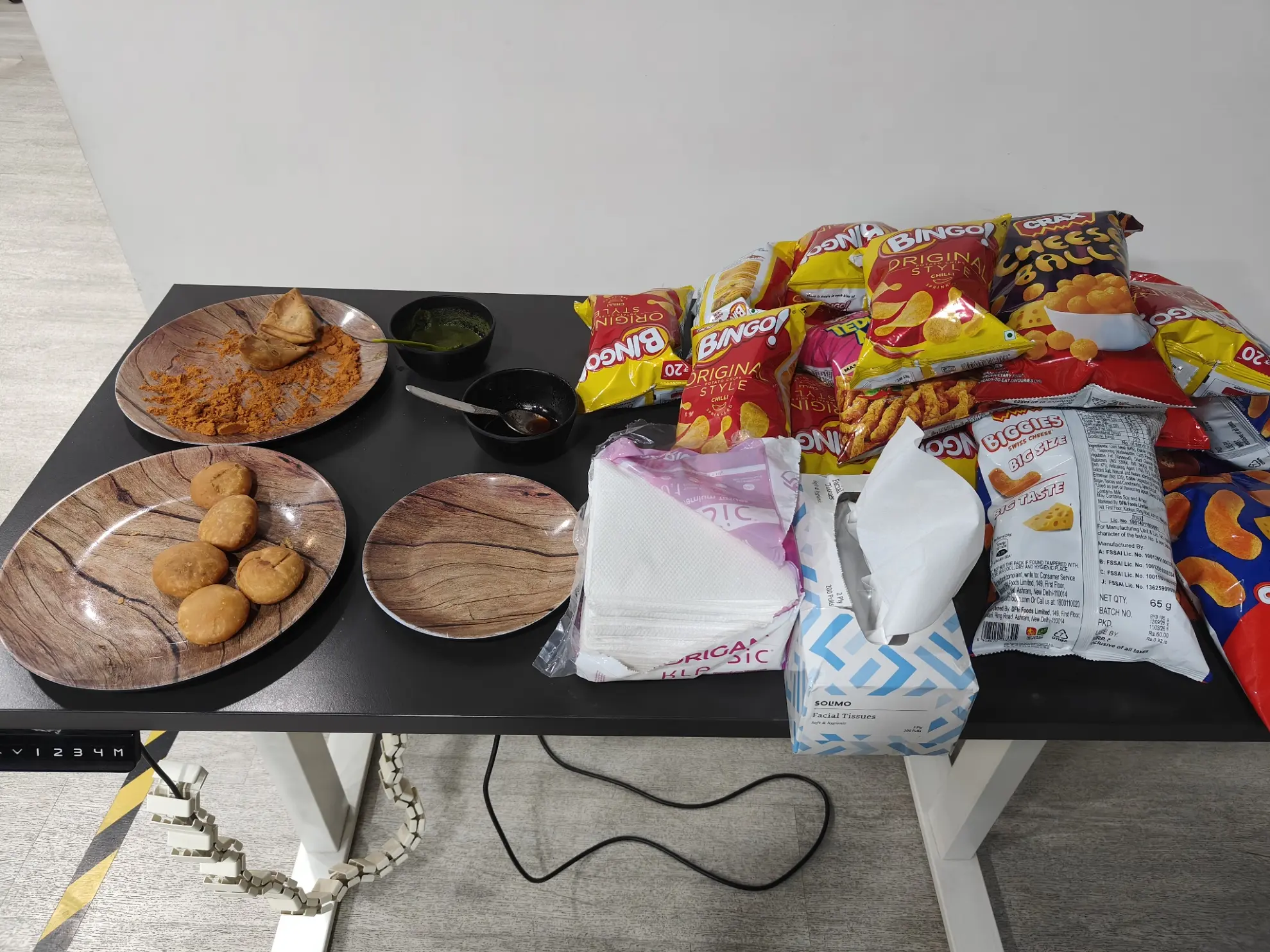 snacks-table
